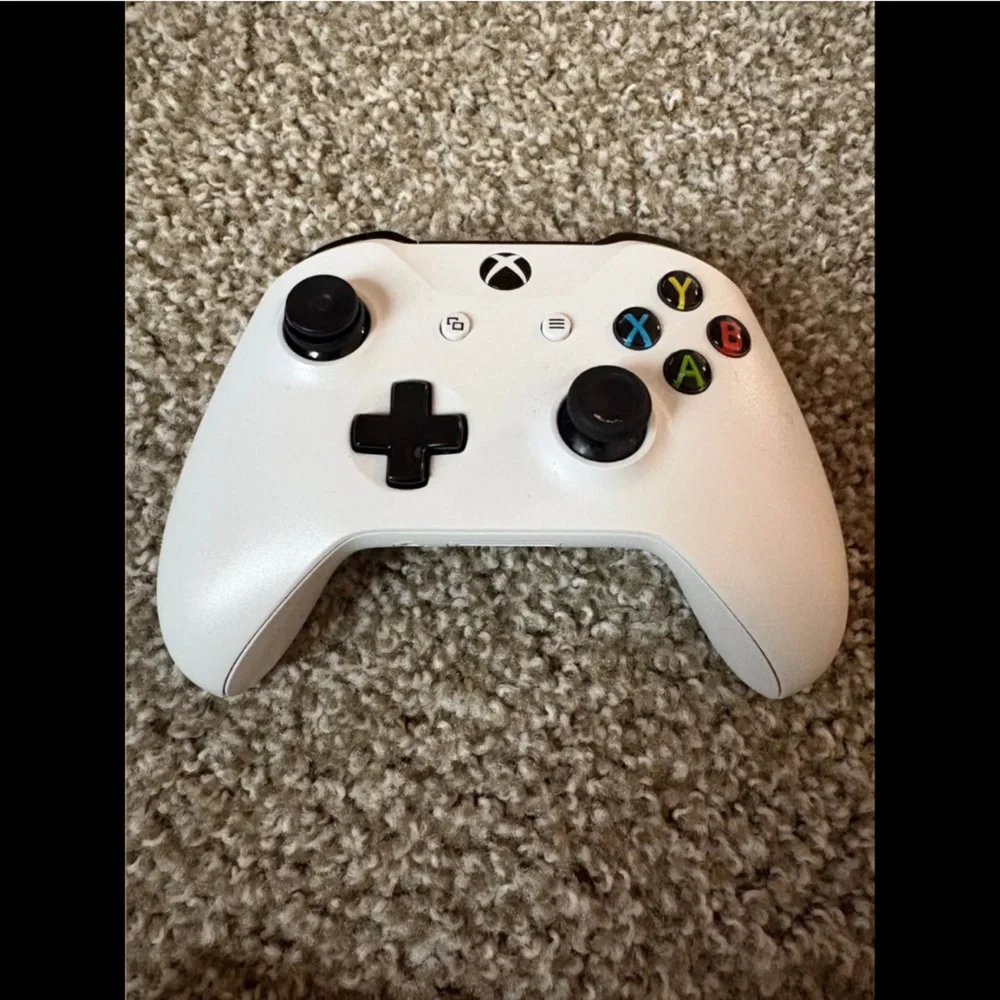 Xbox White Gaming Console